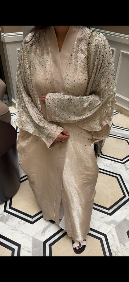 AMIRA BEIGE ABAYA