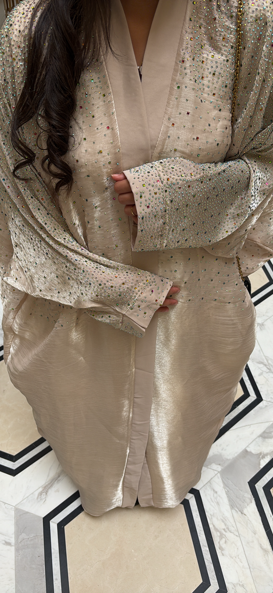 AMIRA BEIGE ABAYA