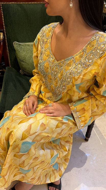 MAKHAWIR YELLOW